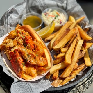 Hot Lob Roll