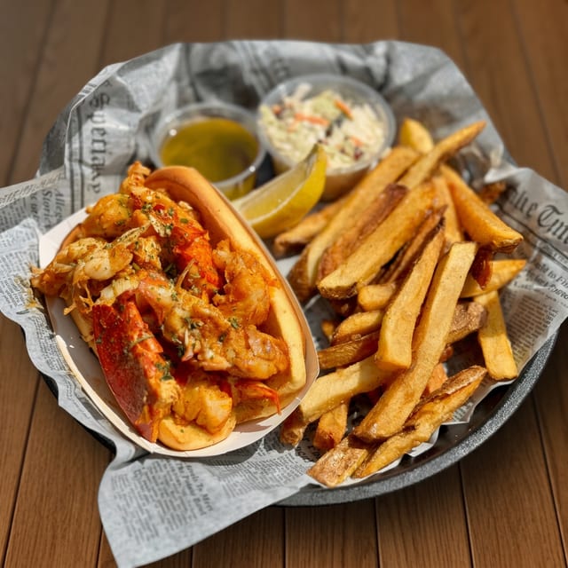 Hot Lobster Roll.